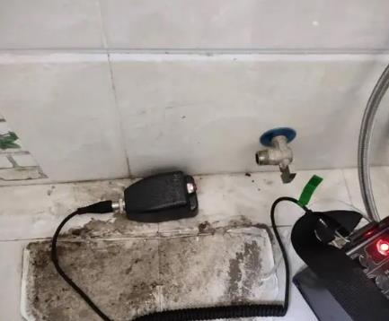 安泽屋顶漏水维修公司分享下卫生间漏水的危害及解决方法
